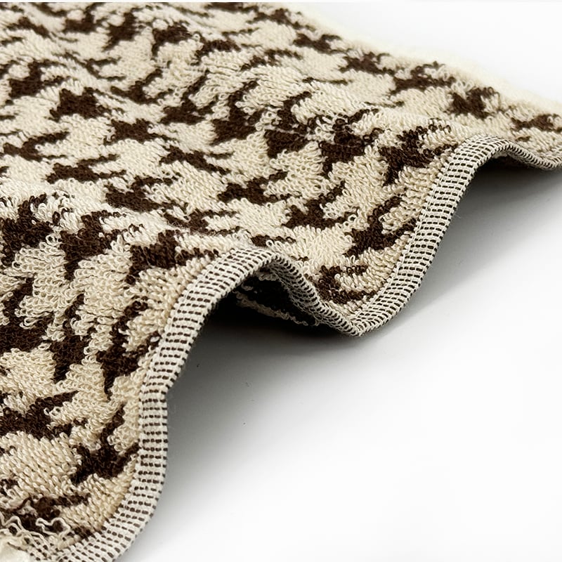 fresh cotton yarn dyed woven Jacquard Hand towel